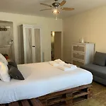 Flh Bairro Alto Central Flats *