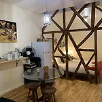 Flh Bairro Alto Central Flats * ליסבון